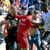 Meciul de la Bastia a fost suspendat, după ce suporterii corsicani au atacat jucătorii de la Lyon